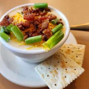 Loaded Potato Soup w/saltines (9/21/23)