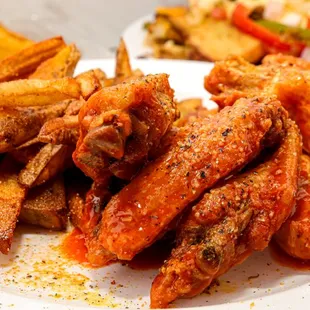 chicken, fried chicken wings, fried chicken, chicken wings, food, bbq wings, bbq chicken, chicken wings and fried chicken, poultry