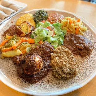 Sampler platter Vegetarian Sampler Beef Sampler