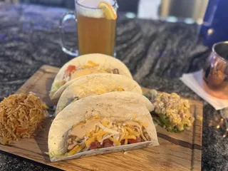 Art & Jakes Sports Bar and Grill - Northville