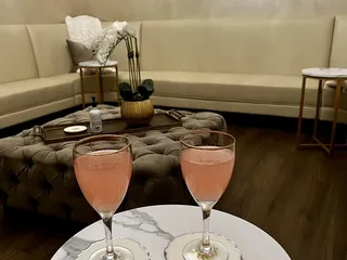 La Peau Spa & Laser
