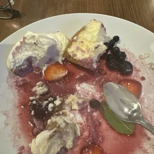 Sorry, this was a cheesecake with strawberries, blueberries, and raspberries and whipped cream, darn good