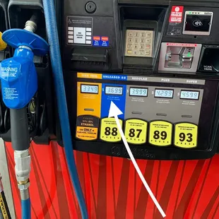 I keep telling you to grab the blue handle and save $.30 a gallon. #UpCloseSavor