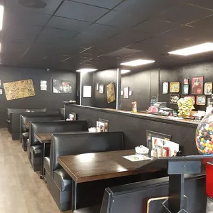 Front dining area