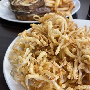 Onion straws