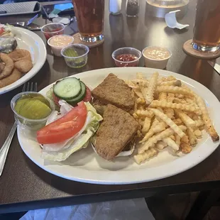 Tenderloin sliders with fries
