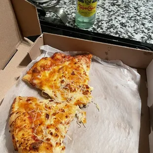 Cheese Overload pizza---amazing!!!