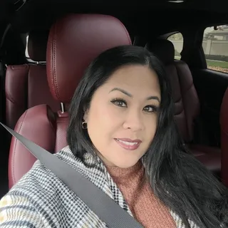 Ellen R.