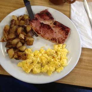 Eggs, home fries &amp; ham