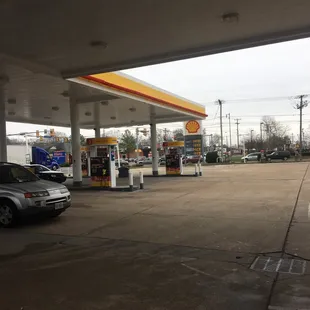 Shell station - Cedar Rd. &amp; Battlefield Blvd.