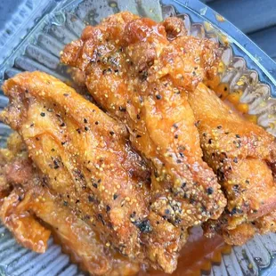Hot lemon pepper wings. 9 out of 10. Perfectly seasoned and well blended for a unique flavor. Really good flavors together.