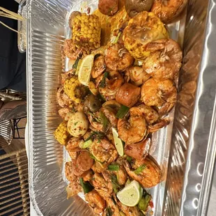 A work of art! Shrimps (1 lb) Combo CAJUN MIX SAUCE