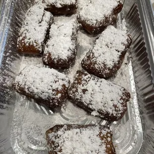 Beignets (dessert)