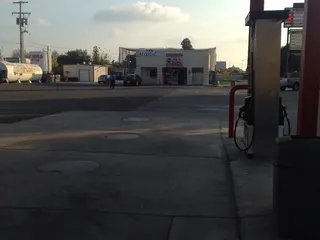 Al's Mini-Mart