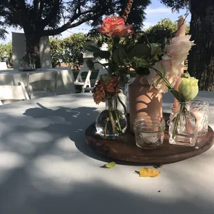 Gorgeous table arrangement