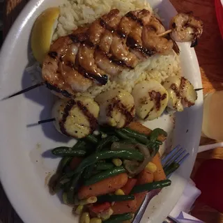 Grilled Shrimp 'n Sea Scallops*