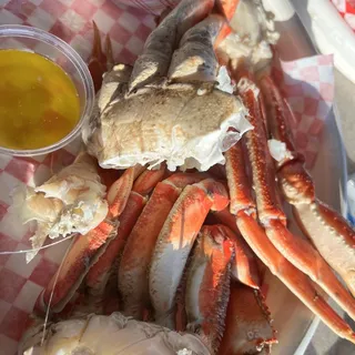 Dungeness Crab Legs*