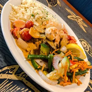The Big Easy with blackened Mahi-Mahi, shrimp &amp; scallops in a creamy sun-dried tomato sauce. Yummo!