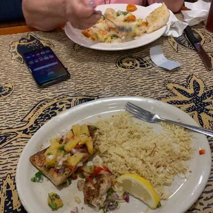 Here for the weekend and asked hotel clerk where to eat good seafood. He said try here. Oh my gosh, really good.