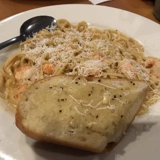 Baby Lobster Pasta