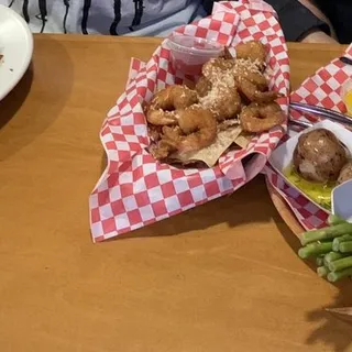 1/2 lb of Crab Legs