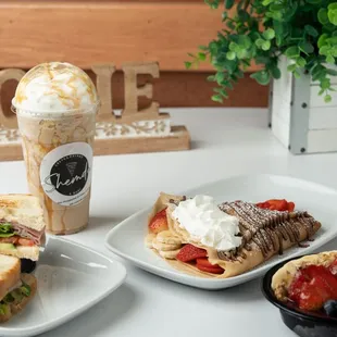 From Crepes o paninis'  our delicious organic acai to our flavorful smoothies and a variety of Frappe's
