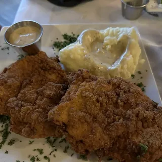 GRANNYS FRIED CHICKEN