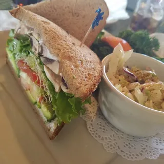 Nature's Best Veggie Lunch Sandwich