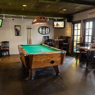 pool table