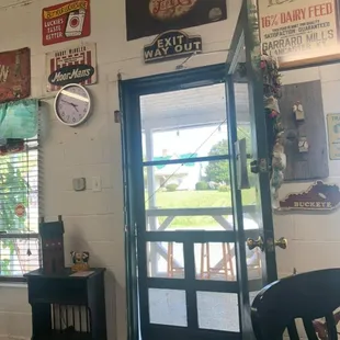 a view of a restaurant entrance