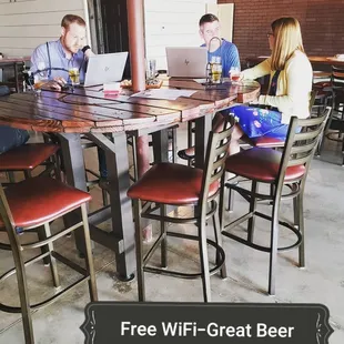 Free WiFi. Bring your work here.