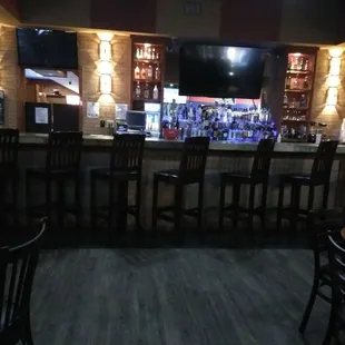 No ones been in here since we showed up at 1115..