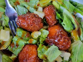 Bearded Monkey Sports Bar & Grill