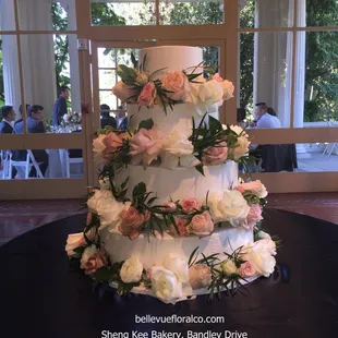 Floral Fantasy Wedding Cake by Sheng Kee Bakery (Bandley Drive) and bellevuefloralco.com