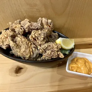 Japanese crispy chicken (chicken karaage) w/ spicy mayo