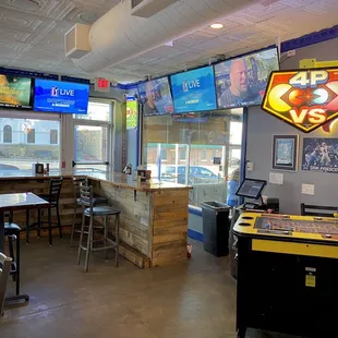 Game room dining area