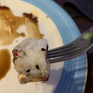 Over cooked mushy spicy tuna roll