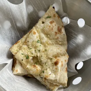 Garlic naan