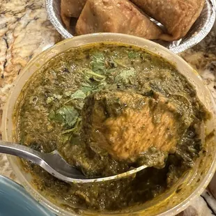 Chicken Saag (G)