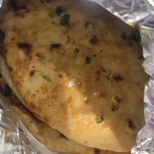 Garlic naan bread