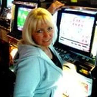Cindi C.