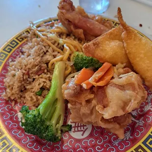 food, ramen and noodles