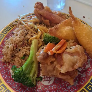 food, ramen and noodles