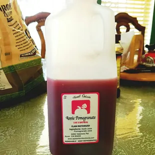 Kaisers Farmers Market, Amazing Juice. Apple Pomegranate
