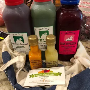 Thank you for the beautiful fresh juices Geronimo! My fiancé and I are so excited to enjoy these juices!
