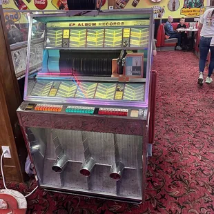 Love a juke box!