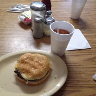 Big D Berger ( 6 oz and tea $5.25.