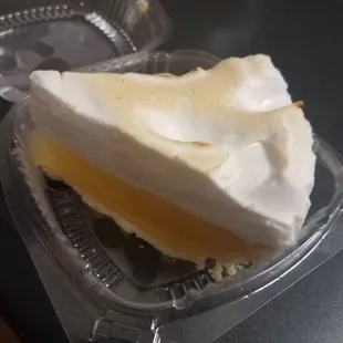 Lemon Maurain pie