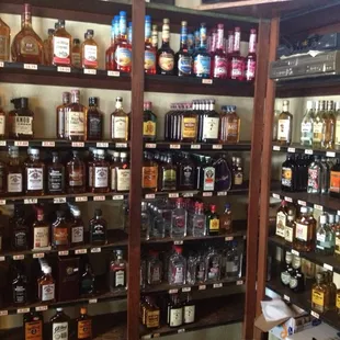 All conveniently in traveler bottle size.