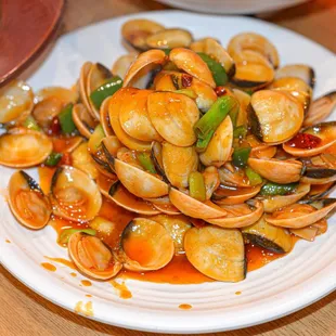 Wok-Fried White Clams (Spicy)